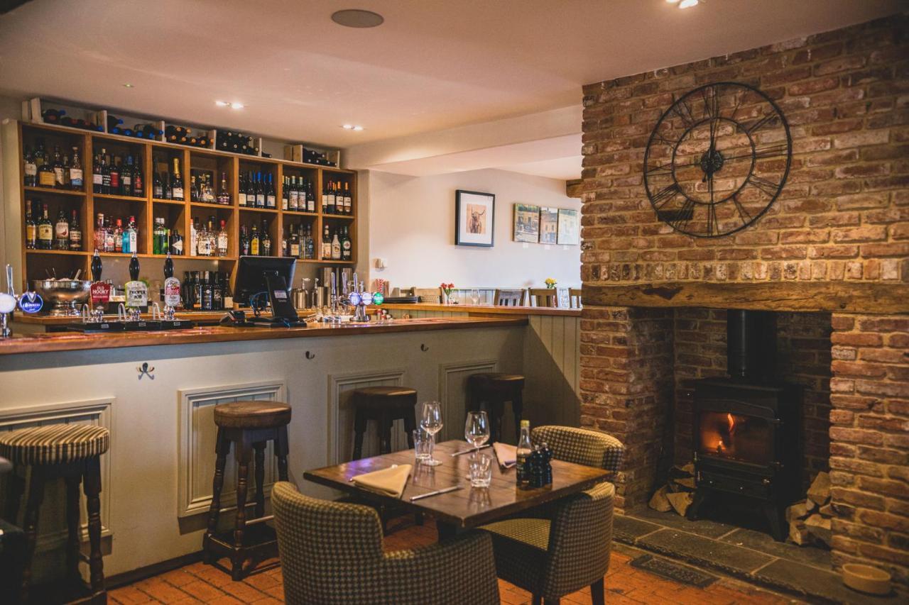 Inn The Red Lion At Hellidon